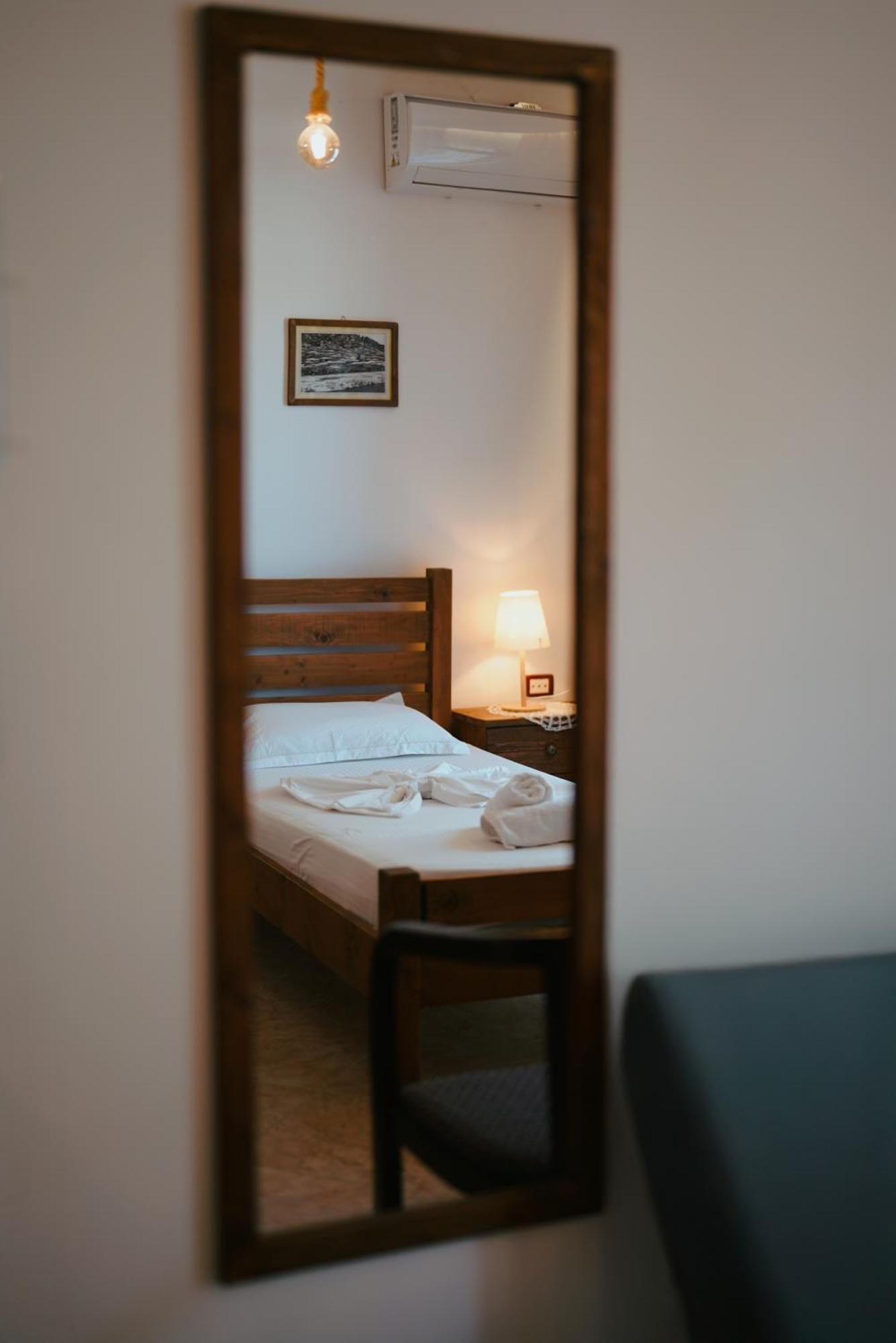 Maya Hostel Berat Luaran gambar
